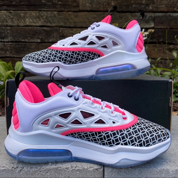 Women’s Jordan Air Max 200 XX Chinese New Year - Picture 2 of 6